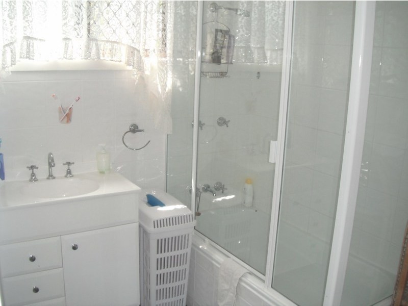 4 JOSEPH street, Margate QLD 4019