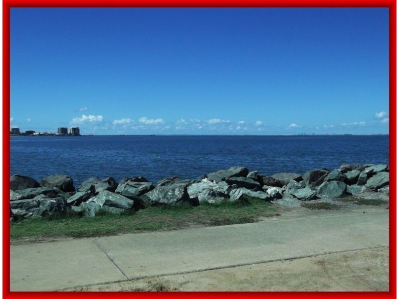 12 MAINE ROAD, Clontarf QLD 4019