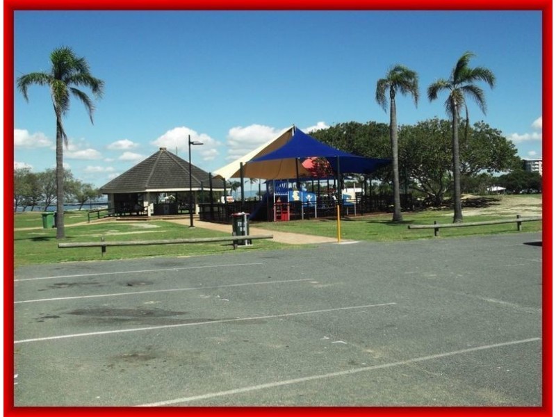 12 MAINE ROAD, Clontarf QLD 4019