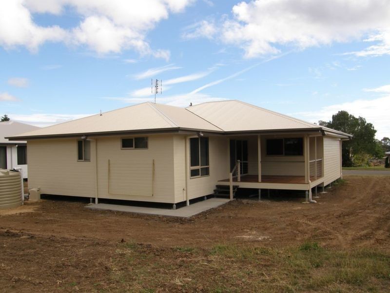 14B HUTTON STREET, Taroom QLD 4420