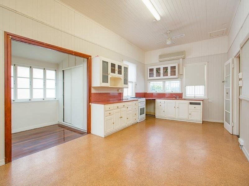 133 Sutton Street, Redcliffe QLD 4020