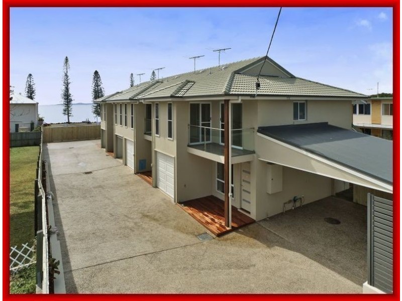 2/178  PRINCE EDWARD PARADE, Scarborough QLD 4020