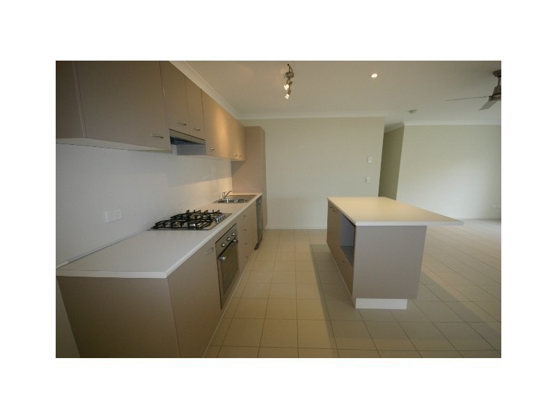 7 jamond street, Redcliffe QLD 4020