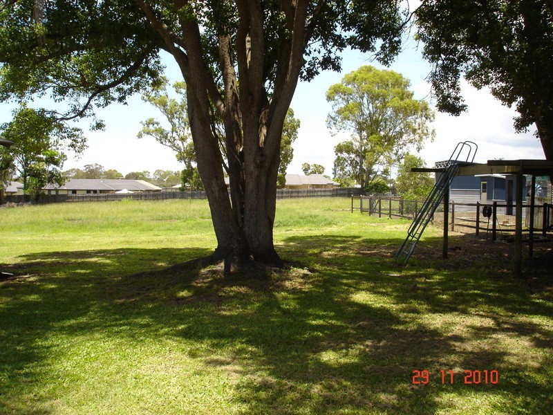 Rothwell QLD 4022