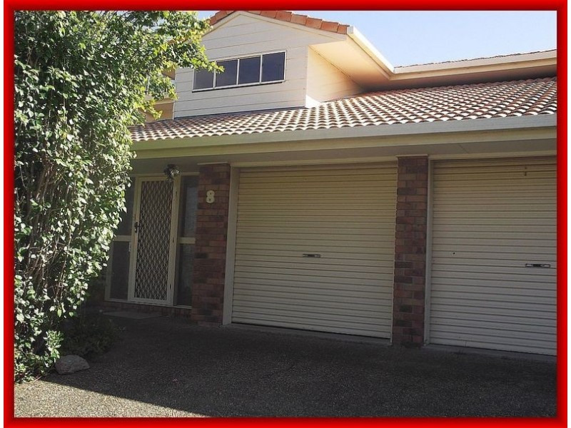 8 Madeleine  Court, Newport QLD 4020