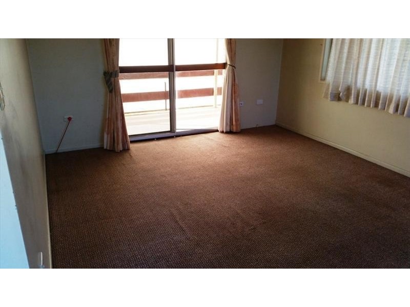 5/8 lilla street, Woody Point QLD 4019