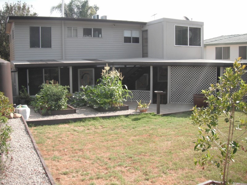 10 Pearen street, Clontarf QLD 4019