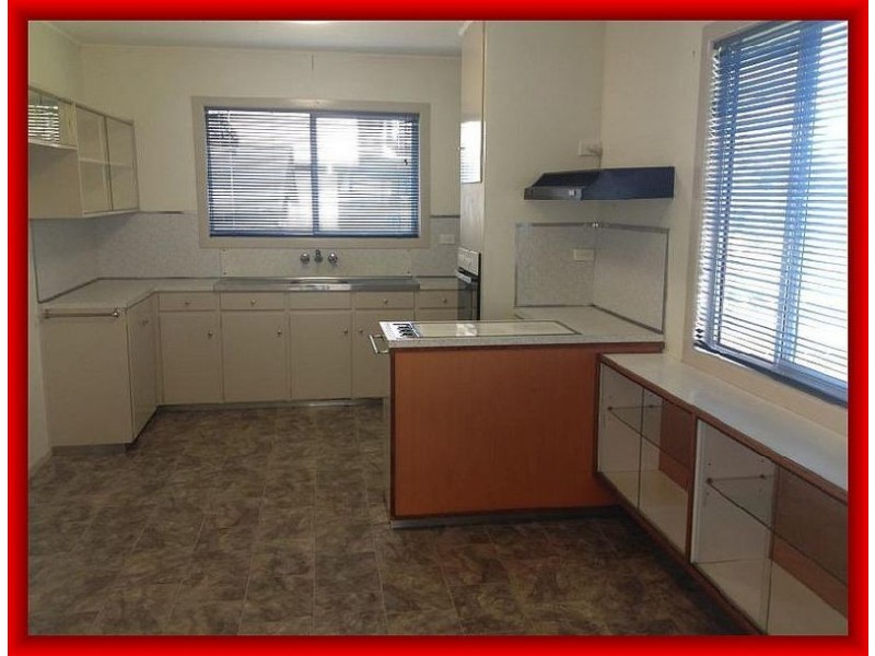 357 Anzac Ave, Kippa-ring QLD 4021