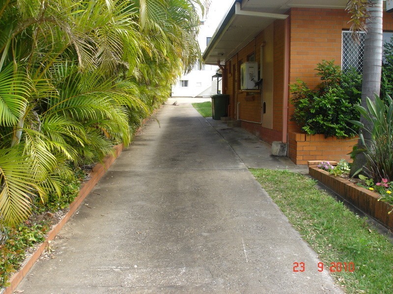 2/35 Landsborough Ave, Scarborough QLD 4020