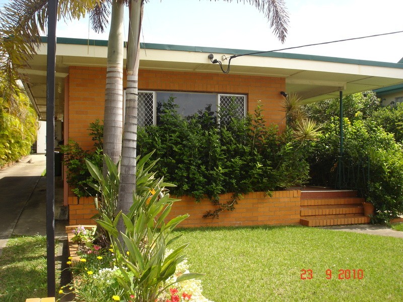 2/35 Landsborough Ave, Scarborough QLD 4020