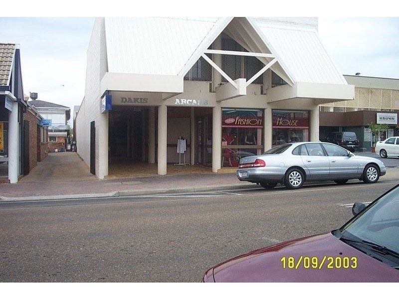 110 SUTTON, Redcliffe QLD 4020