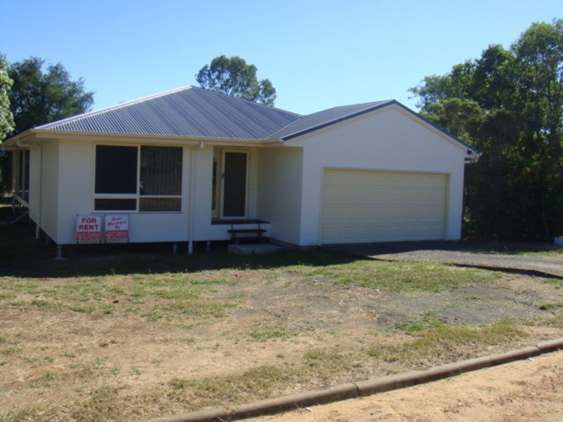 21 FORD STREET, Taroom QLD 4420