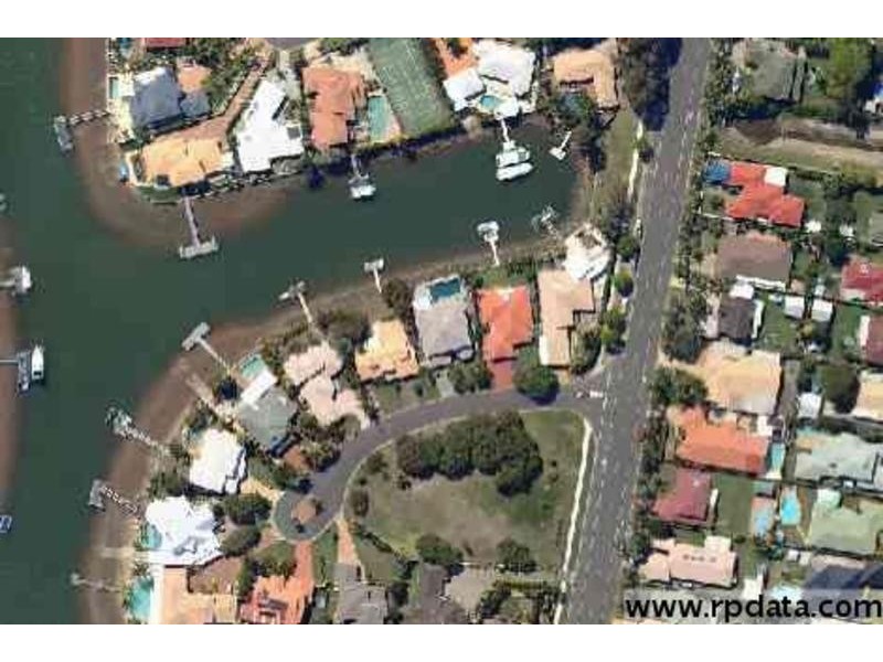 6 Madeleine Court, Newport QLD 4020