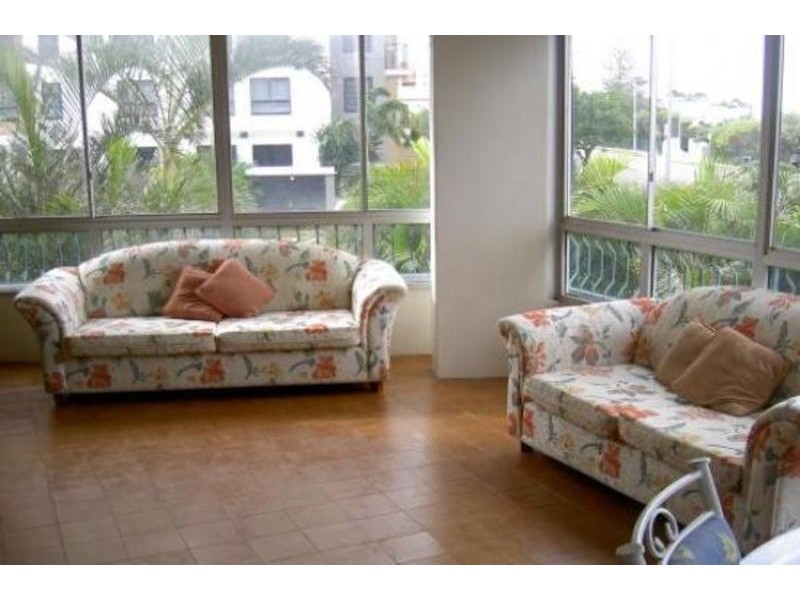2/51 marine parade, Redcliffe QLD 4020