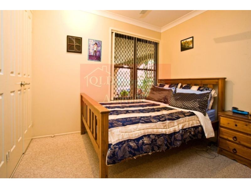 27 Kirkwood Street, Margate QLD 4019