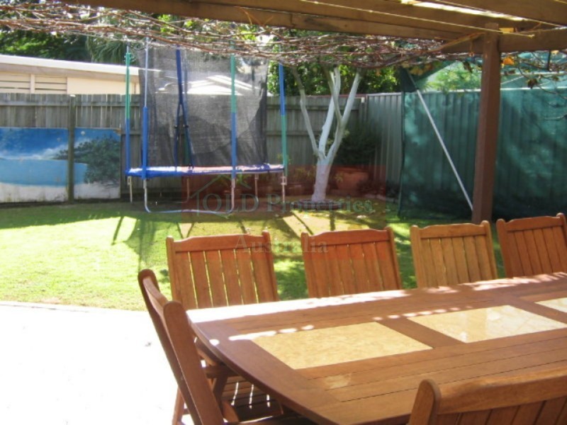 27 Kirkwood Street, Margate QLD 4019