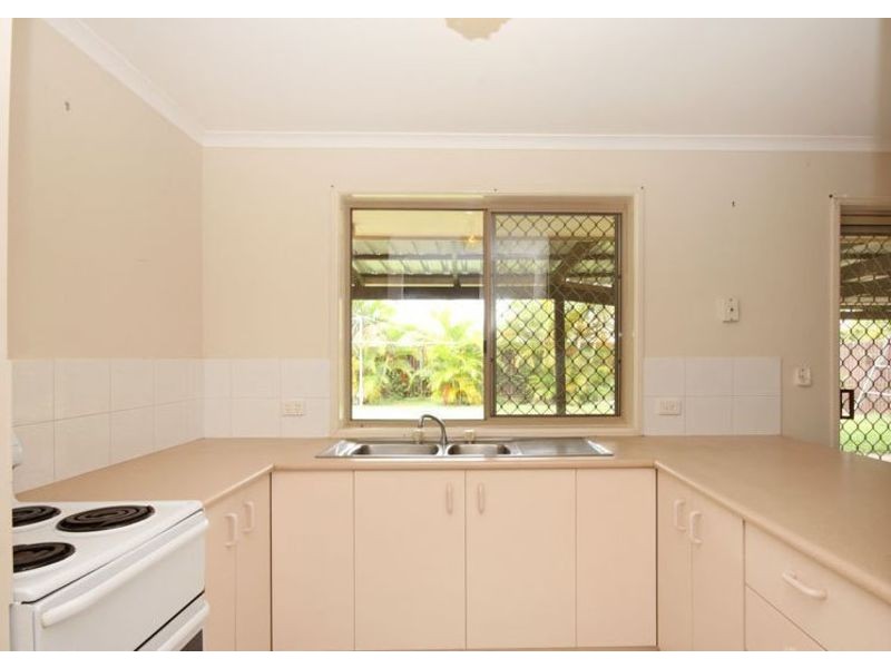 15 Kate Avenue, Deception Bay QLD 4508