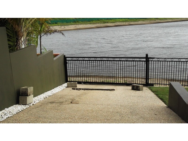 22 Wildfire Court, Newport QLD 4020