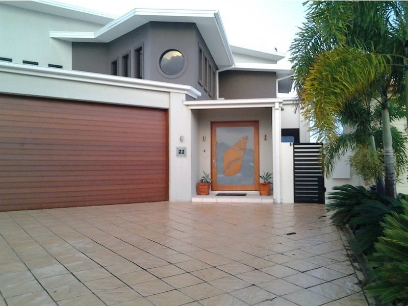 22 Wildfire Court, Newport QLD 4020