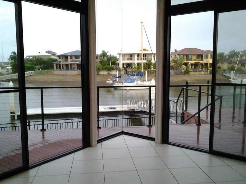 22 Wildfire Court, Newport QLD 4020
