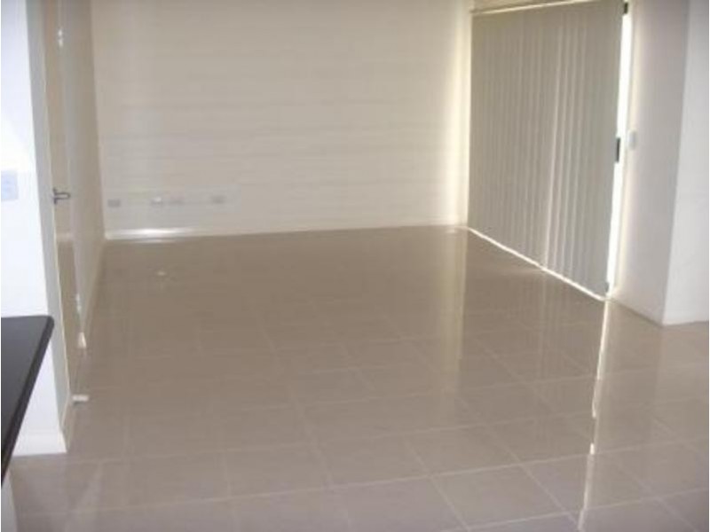 2/27 Webb street, Margate QLD 4019