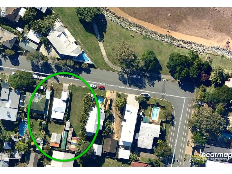 13 Second avenue, Scarborough QLD 4020