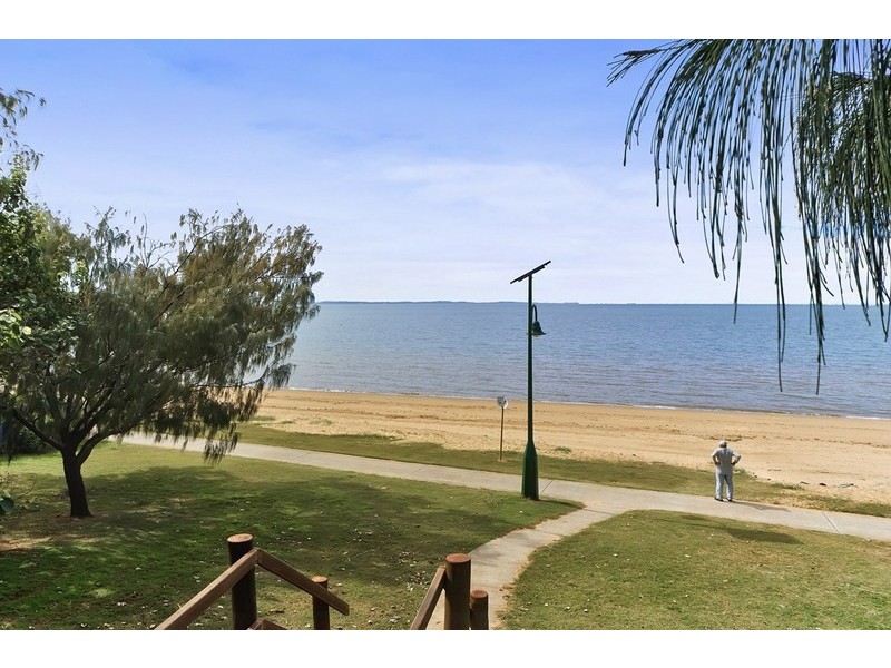3/178  PRINCE EDWARD PARADE, Scarborough QLD 4020