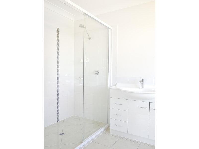 1/27 Drysdale Street, Redcliffe QLD 4020