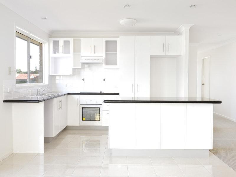 1/27 Drysdale Street, Redcliffe QLD 4020