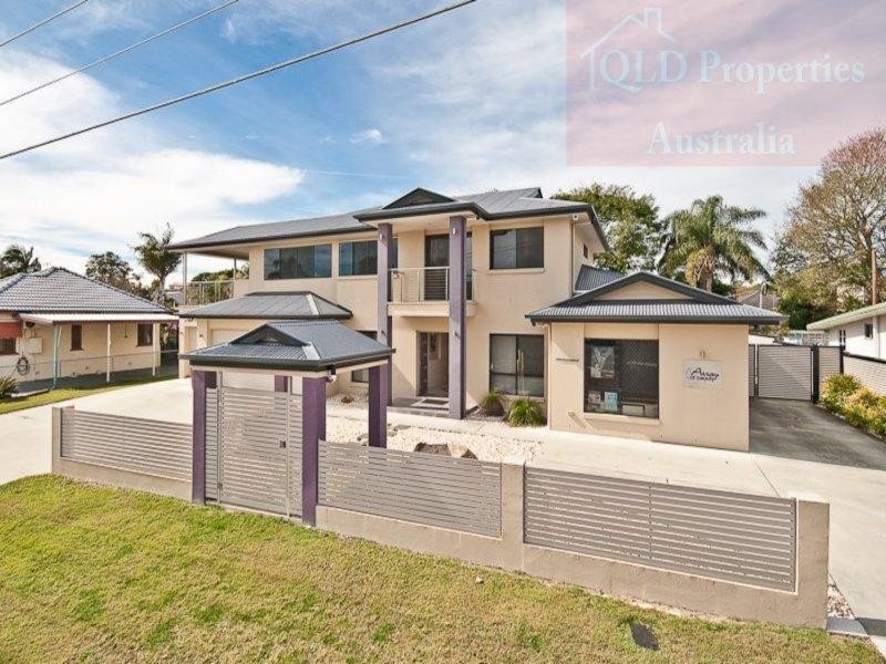 26 oyster point esp, Scarborough QLD 4020