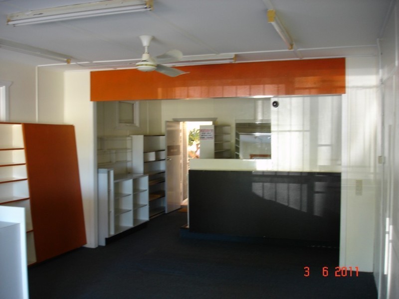 4/58 king, Woody Point QLD 4019