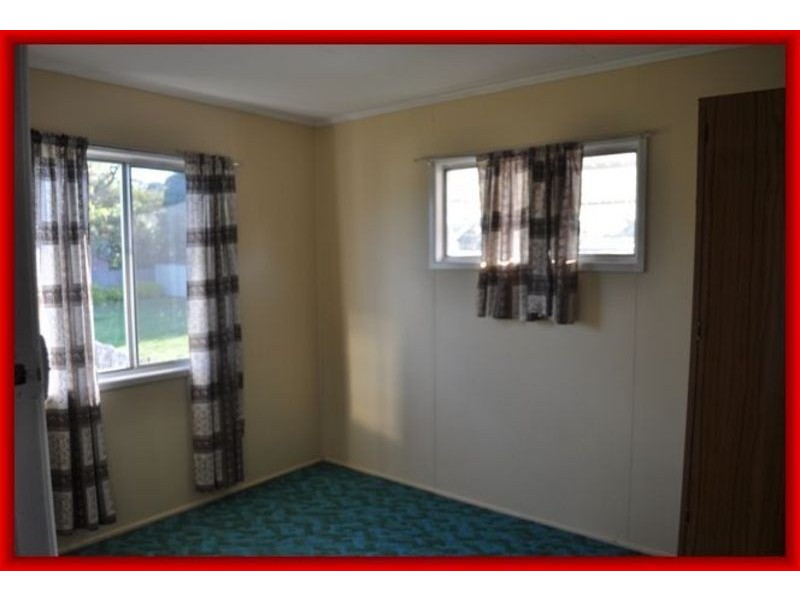 4 Long, Clontarf QLD 4019