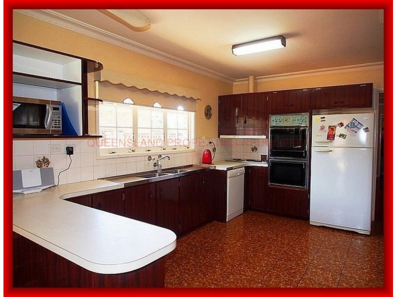 1 Yattee Street, Redcliffe QLD 4020