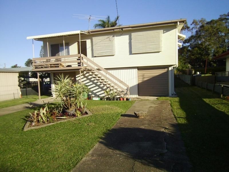 4 Long, Clontarf QLD 4019