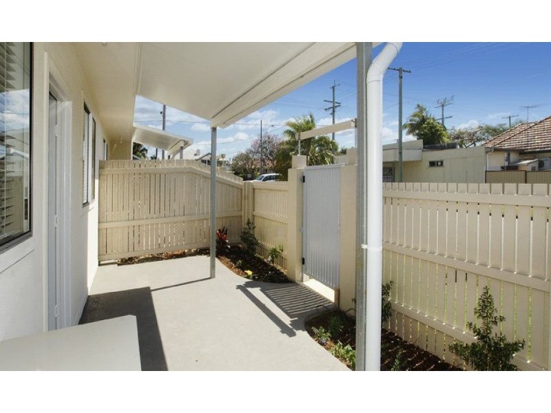 4/564 OXLEY AVENUE, Scarborough QLD 4020