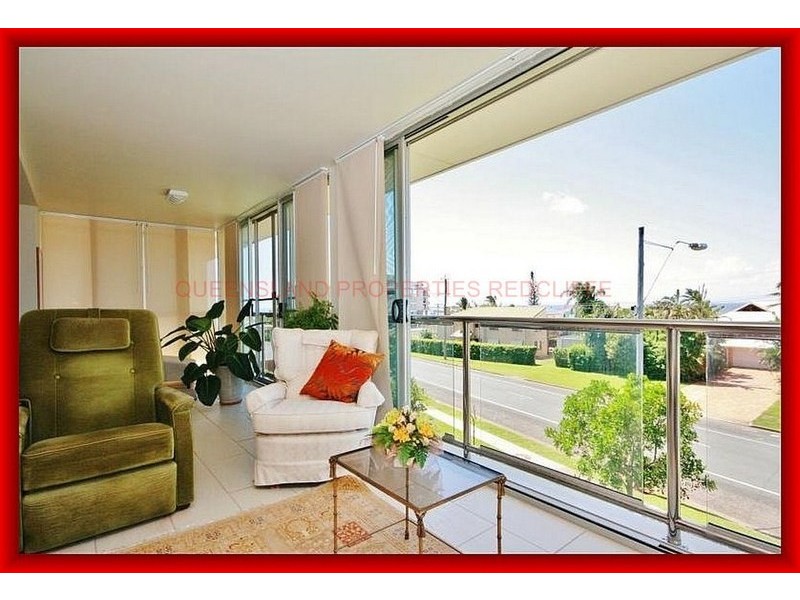 1/2 QUEEN STREET, Scarborough QLD 4020