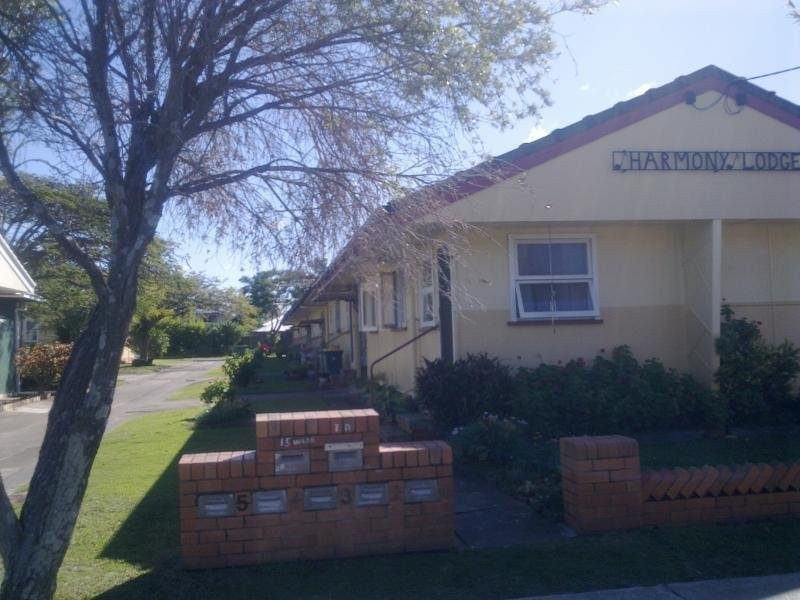 1/17 webb, Margate QLD 4019