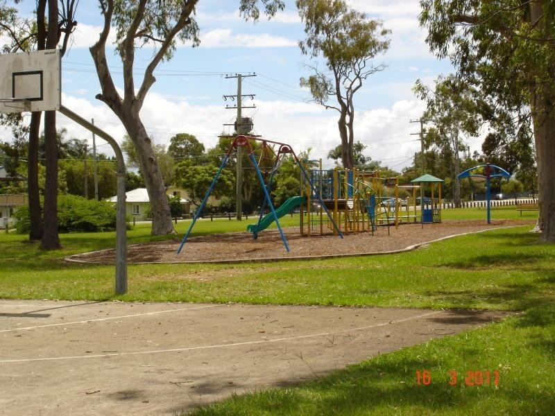 26 college Road, Redcliffe QLD 4020