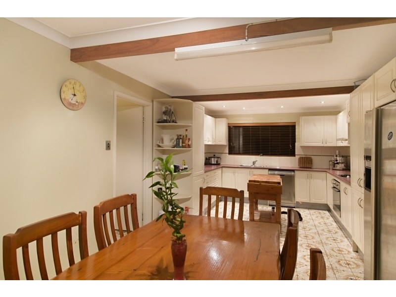 1 moore, Kurwongbah QLD 4503