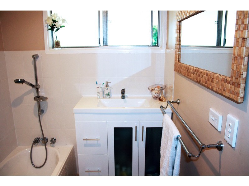 67 Rostrevor Rd, Boondall QLD 4034