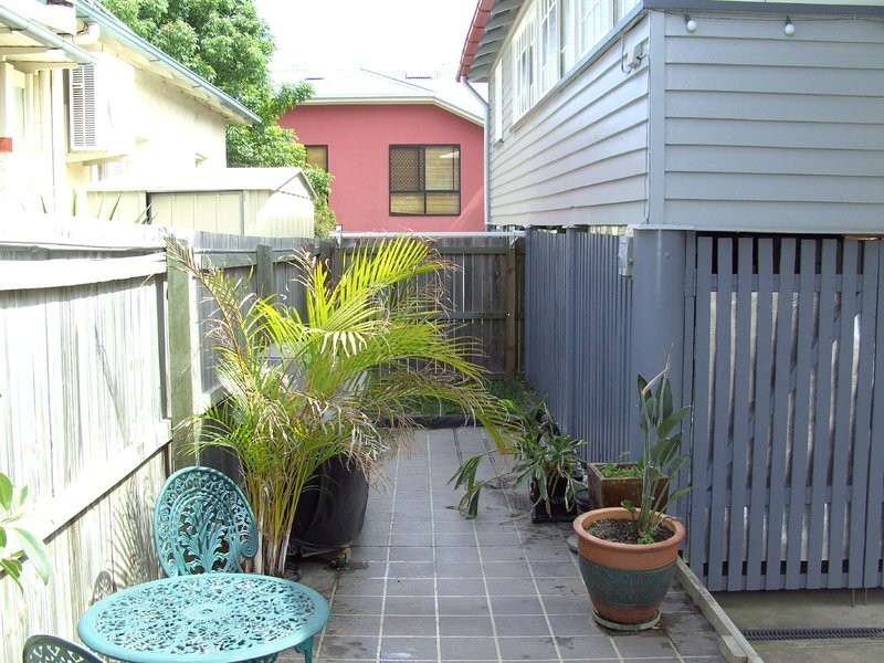 8/120 Leckie Rd, Kedron QLD 4031