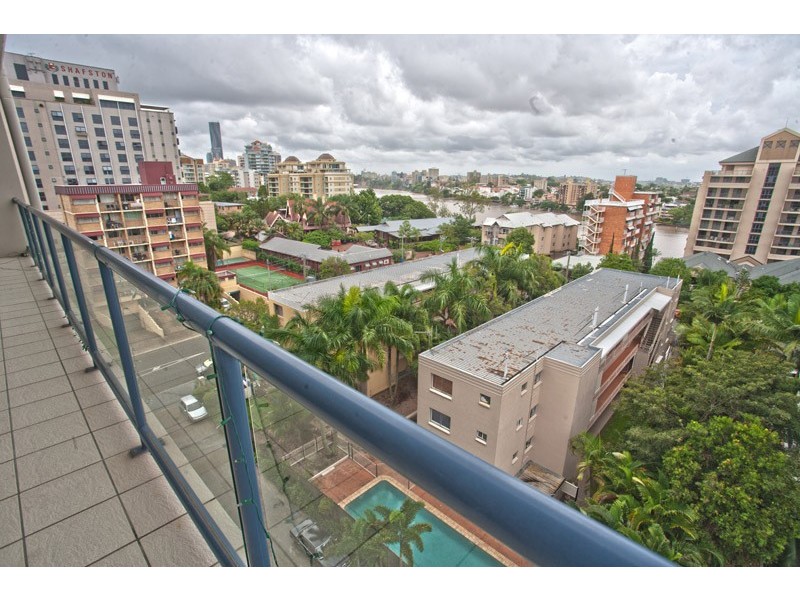 24/19 Thorn St, Kangaroo Point QLD 4169