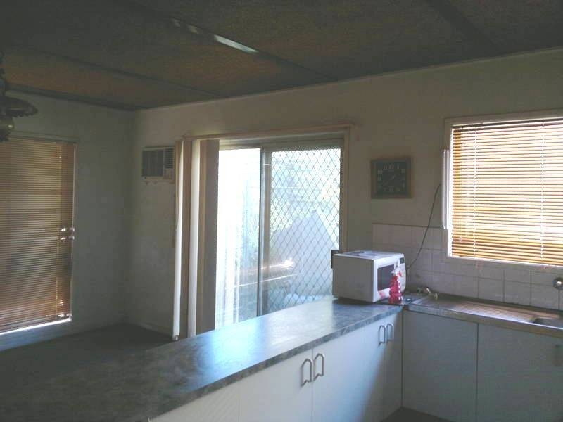 23 Adina St, Norman Park QLD 4170