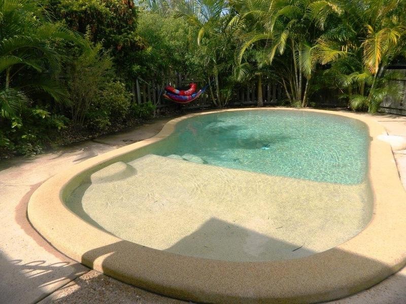 13  Oslove Dve, Booral QLD 4655