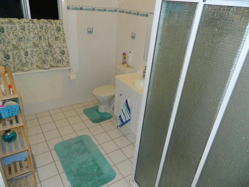 13  Oslove Dve, Booral QLD 4655