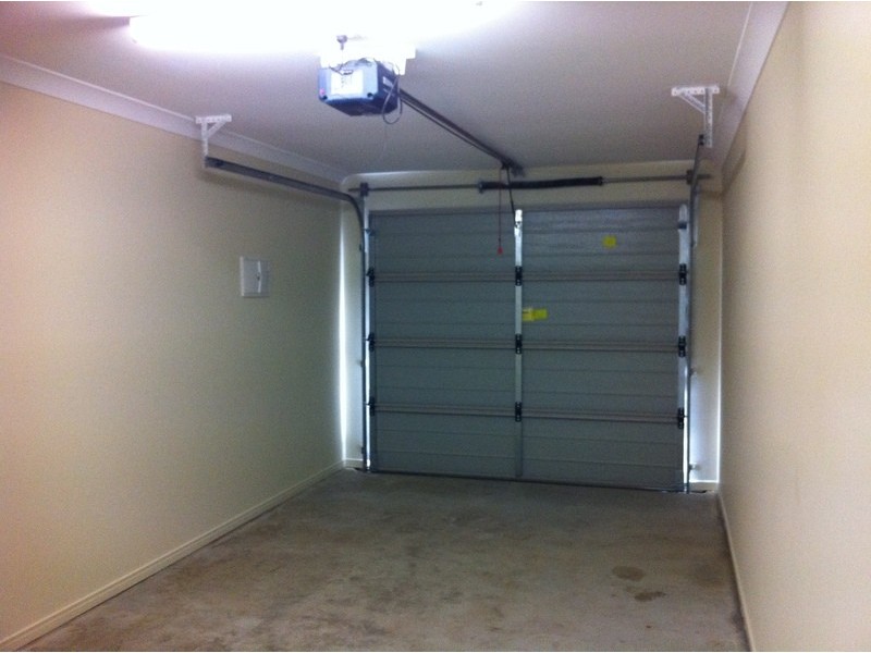 2/102 Sarah Drive, Yamanto QLD 4305