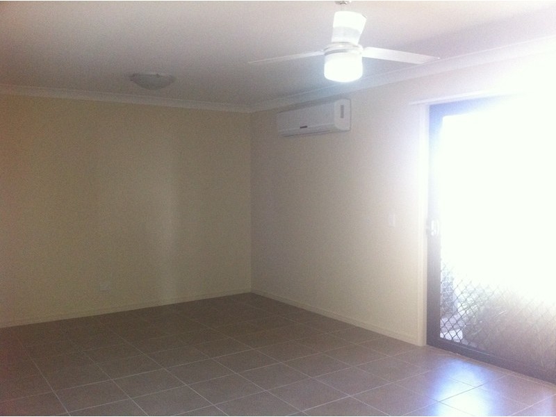 Yamanto QLD 4305