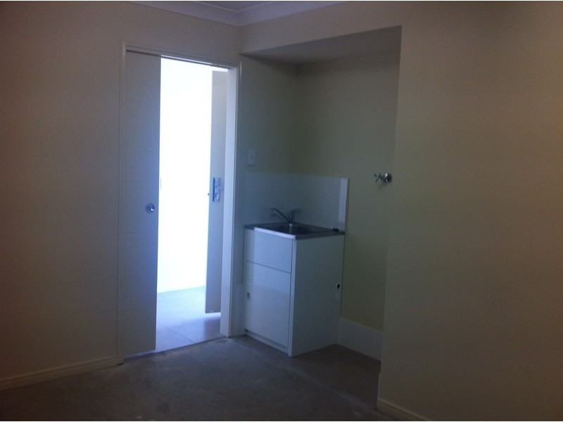 Yamanto QLD 4305