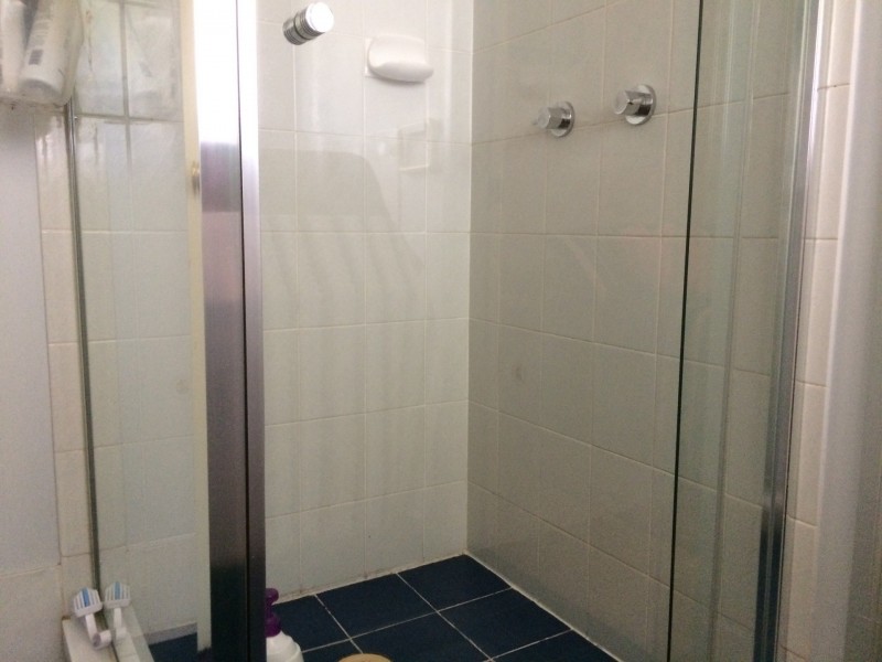 33 SOLANDRA CIRCUIT, Regents Park QLD 4118