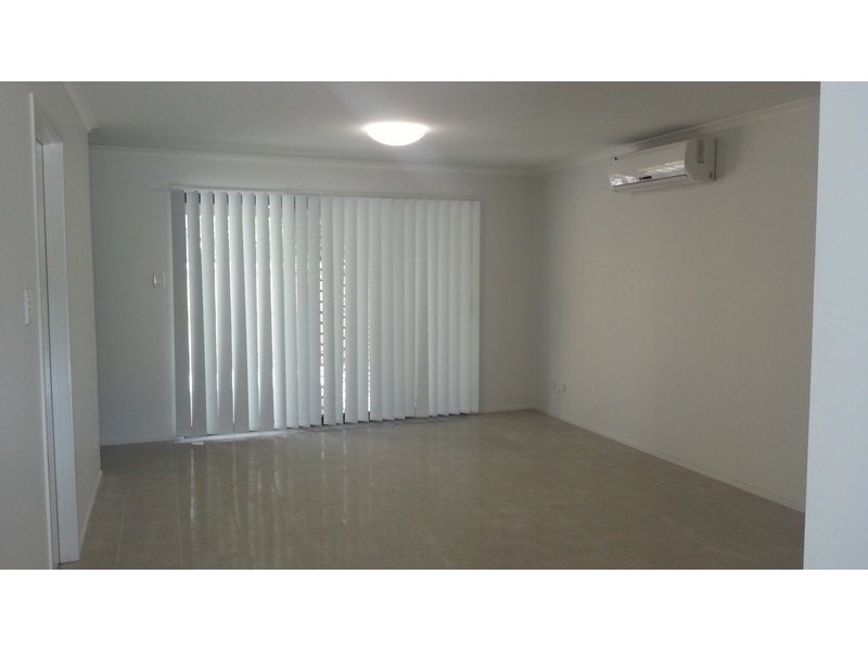 10/122 Fryars Road, Eagleby QLD 4207